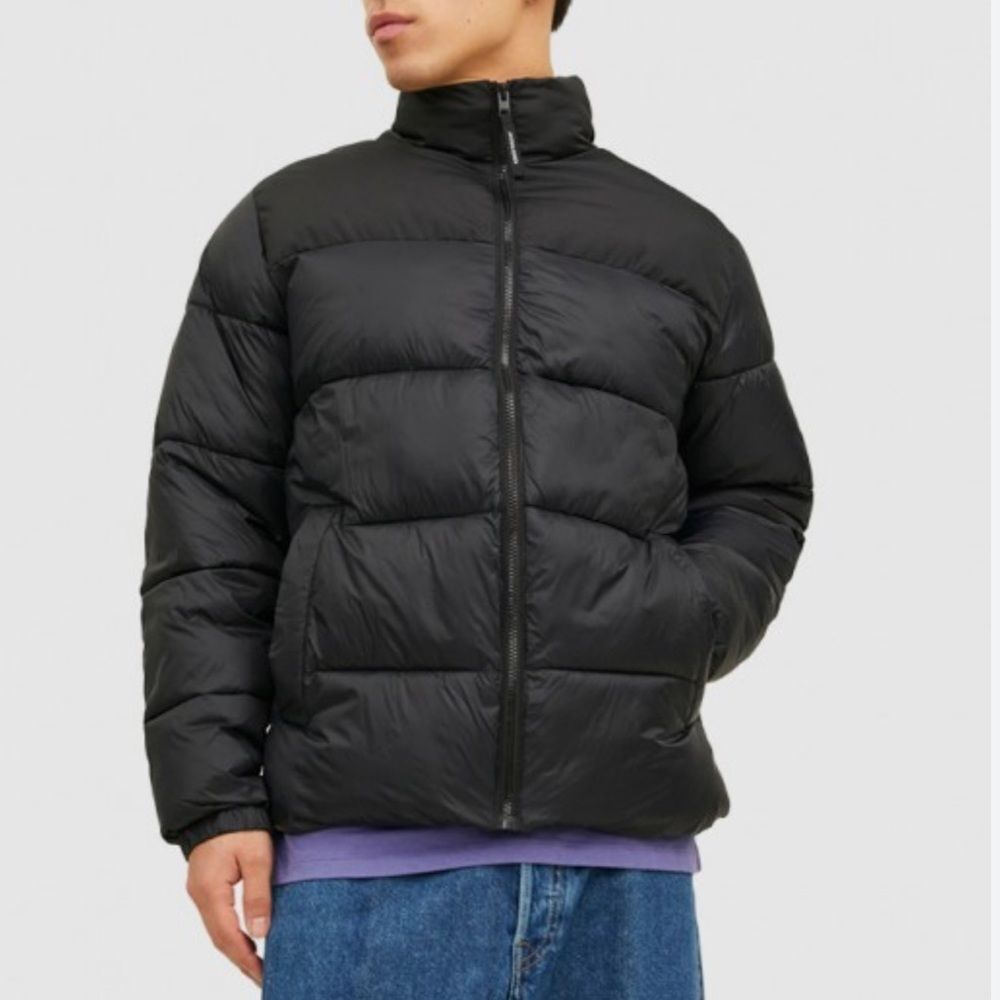 Jack & Jones PUFFER JACKET Black Large NWT in packaging